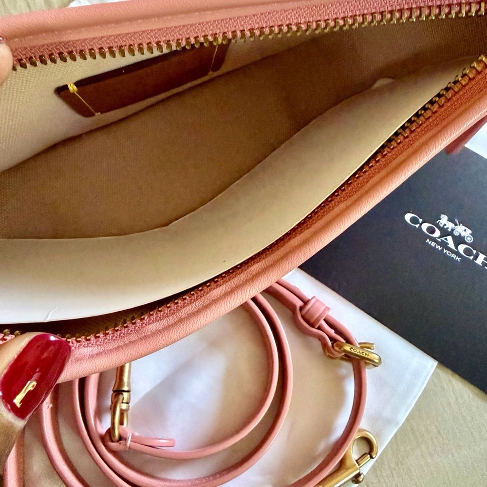 SOLD — Coach Swinger Leather Shoulder Bag in Candy Pink - Picture 4 of 10